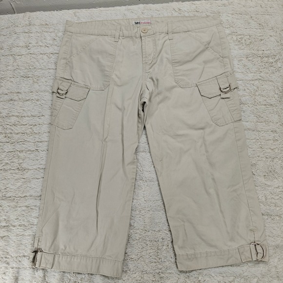 lei Pants - VTG lei Cropped Cargo Pants Juniors 17 Y2K Gorpcore Indie Folk Outdoor Coconut
